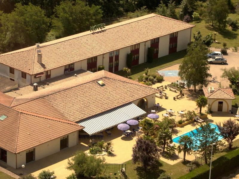 Hôtel Solenca Nogaro Exterior foto